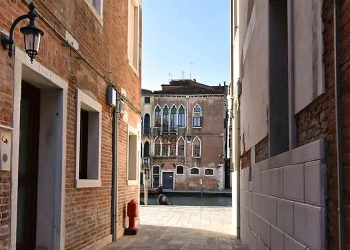 Venice Stella